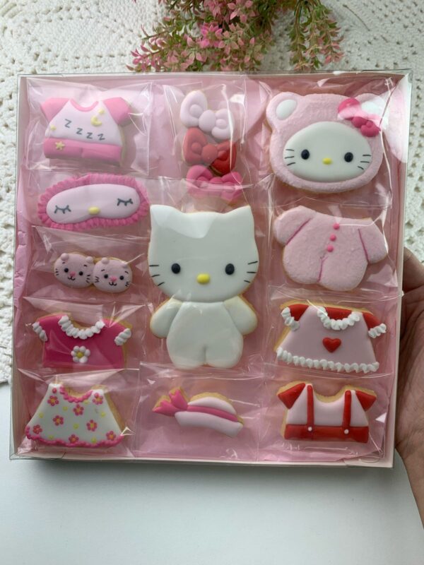 Cortador de Biscoito Kit Hello Kitty com 12 cortadores - Imagem 4
